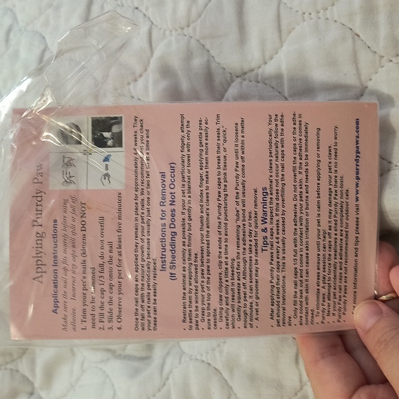 Purrdy Paws - Picture 2 of 2